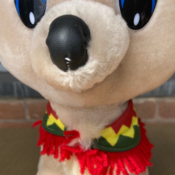 Adorable chihuahua stuffed animal wearing a Mexican sombrero 😃❤️❤️ - Picture 10 of 11